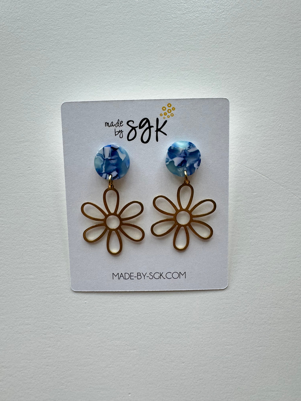 the daisy earring