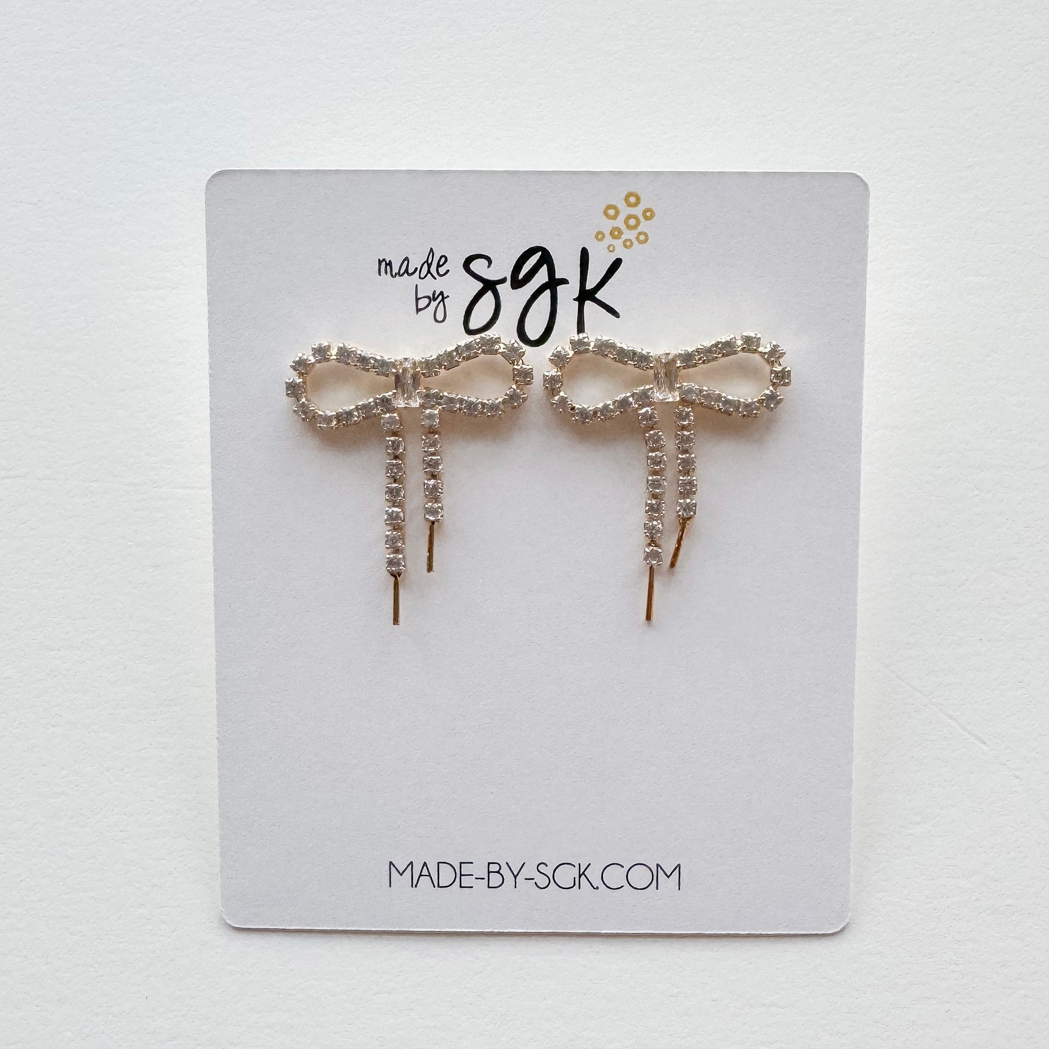 the bow crystal earring