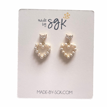 Load image into Gallery viewer, the diamond pearl heart earring