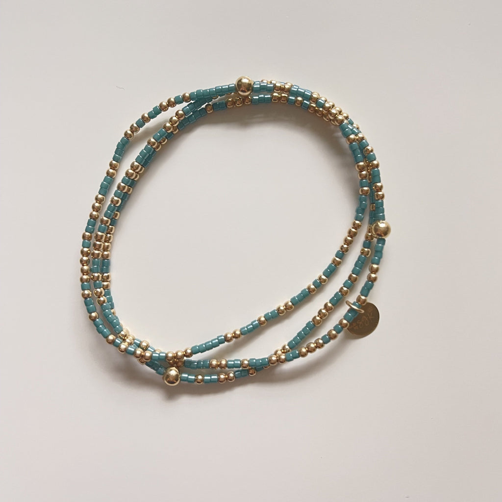 the teeny bracelet set